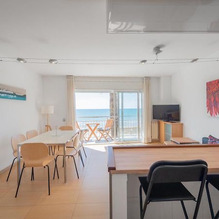Insitges Sant Sebastia'S Beach Luaran gambar